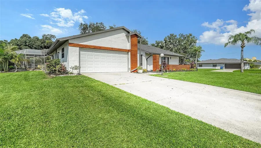 5744 Augusta Circle, Sarasota, FL 34238 - #3
