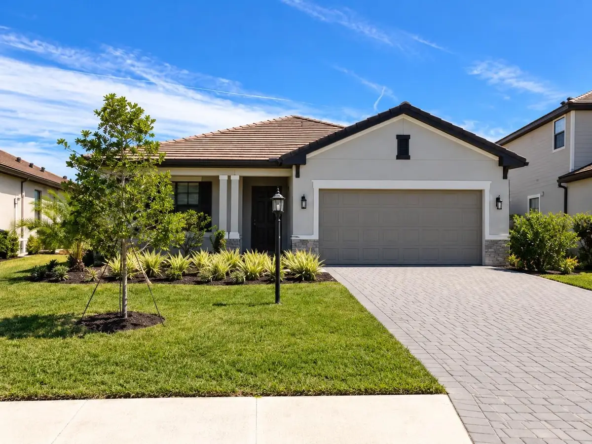 15214 Serene Shores Loop, Lakewood Ranch, FL 34211 - #1