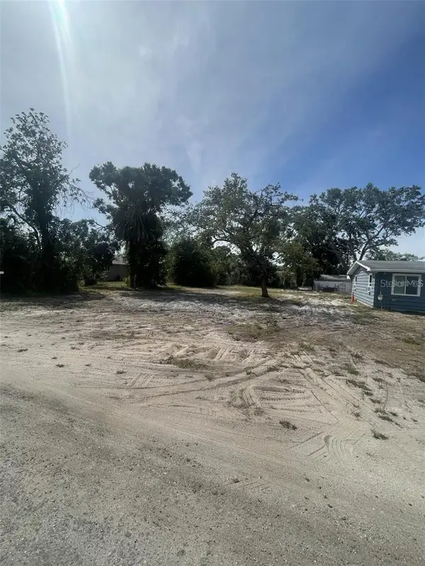 Jungle Way, SARASOTA, FL 34243