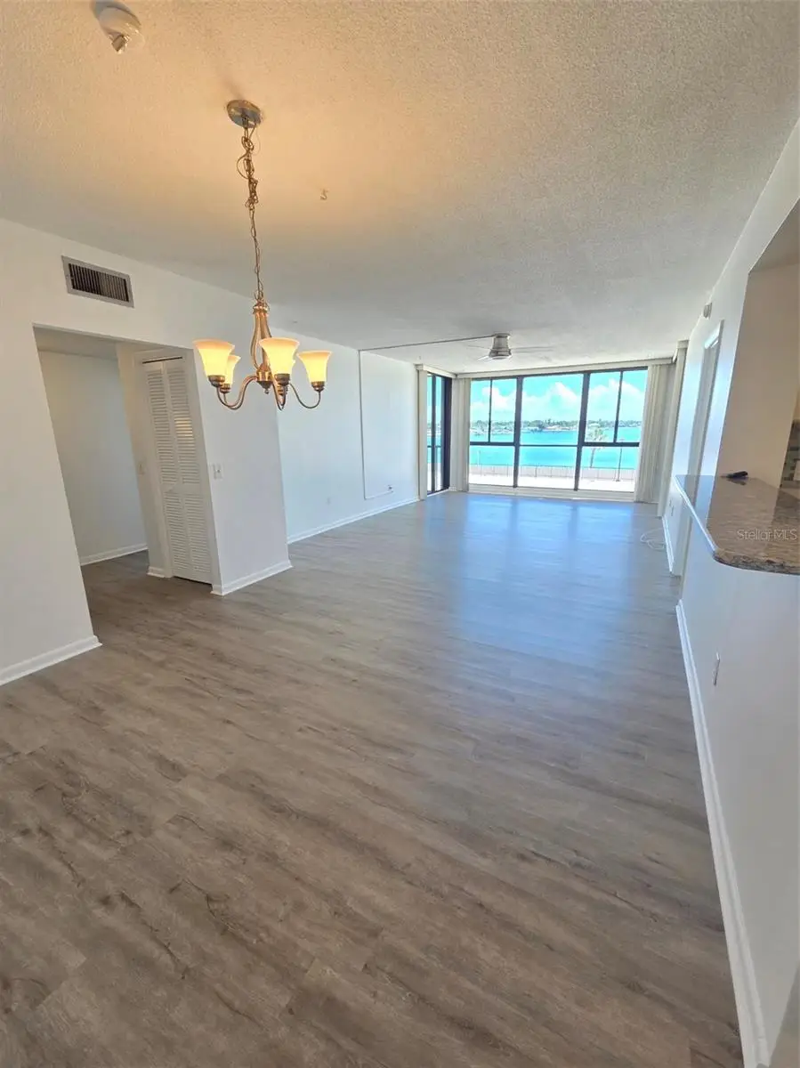 7100 Sunshine Skyway Lane S #301, Saint Petersburg, FL 33711 - #3