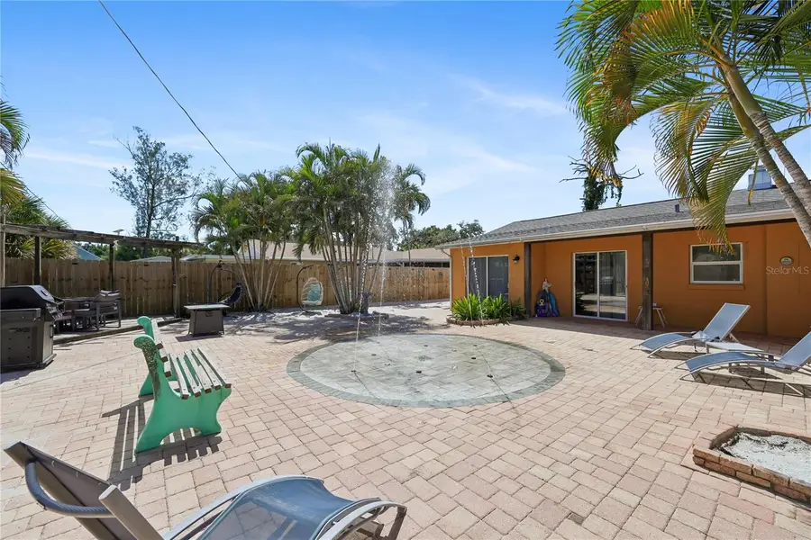 8479 Pinewood Road, Sarasota, FL 34243 - #2