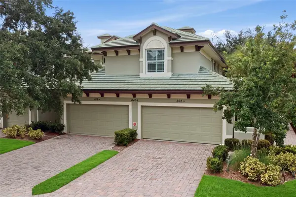 6434 Moorings Point Circle #102, LAKEWOOD RANCH, FL 34202