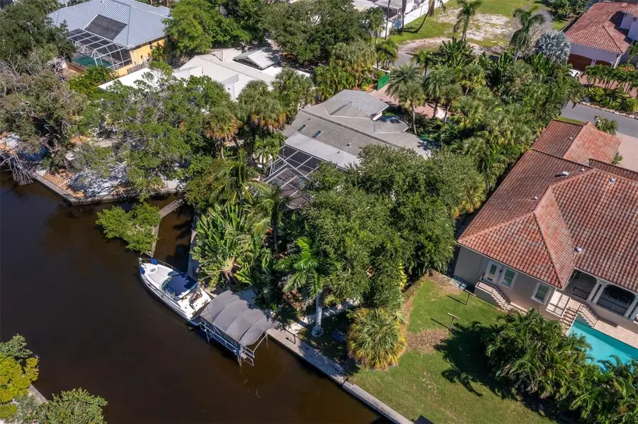 5140 Windward Avenue, Sarasota, FL 34242 - #2