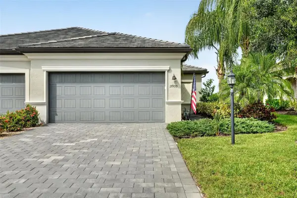 15909 Clear Skies Place, BRADENTON, FL 34211