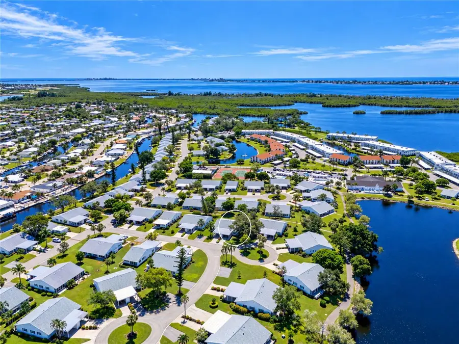 9416 Concord Circle, Bradenton, FL 34210 - #2