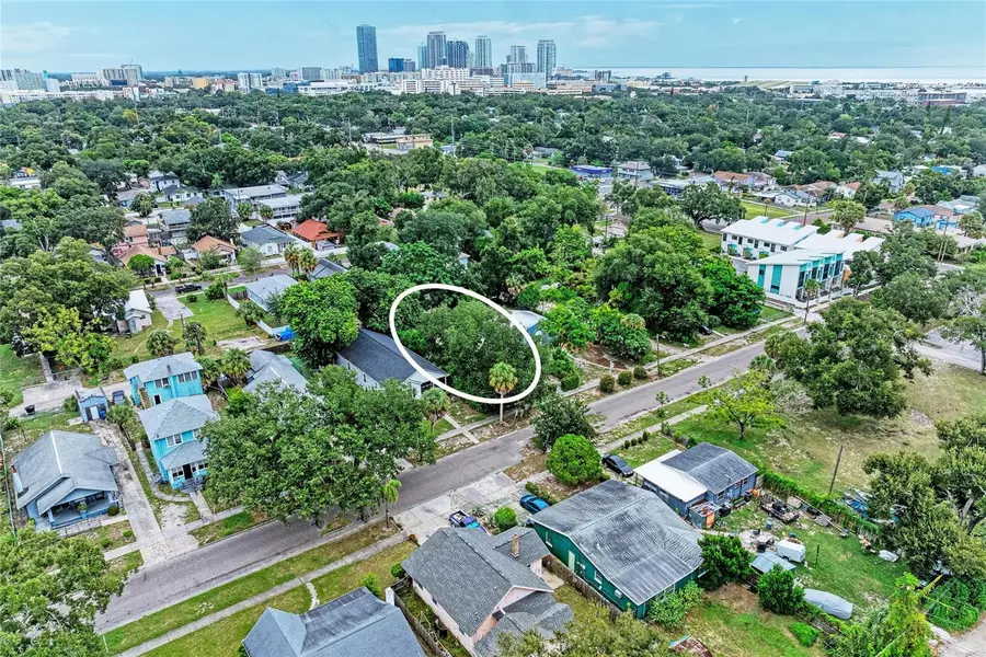 1005 16th Avenue S, Saint Petersburg, FL 33705 - #2