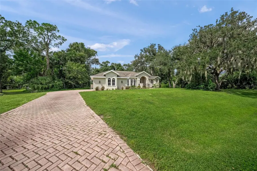 4749 Acorn Circle, Sarasota, FL 34233 - #3