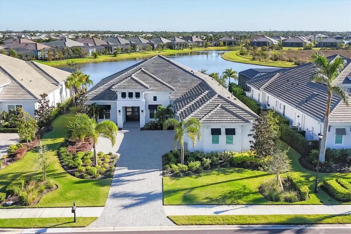 17230 Salerno Drive, Lakewood Ranch, FL 34202 - #1