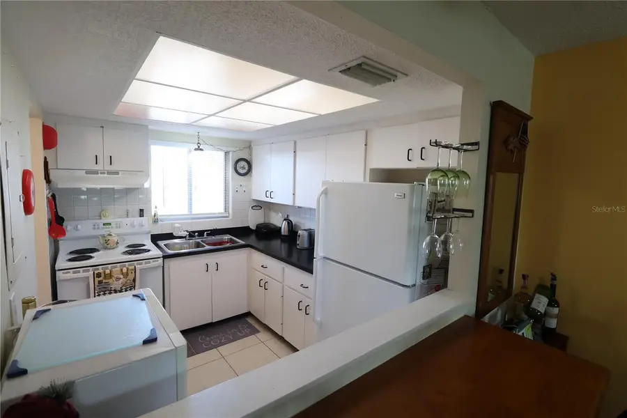 4206 Heron Way #B305, Bradenton, FL 34205 - #2