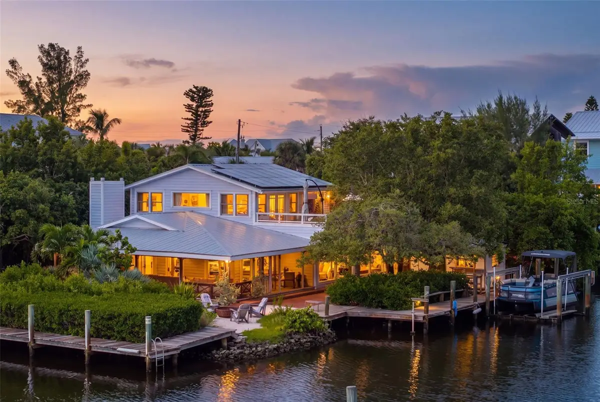 511 South Drive, Anna Maria, FL 34216 - #1