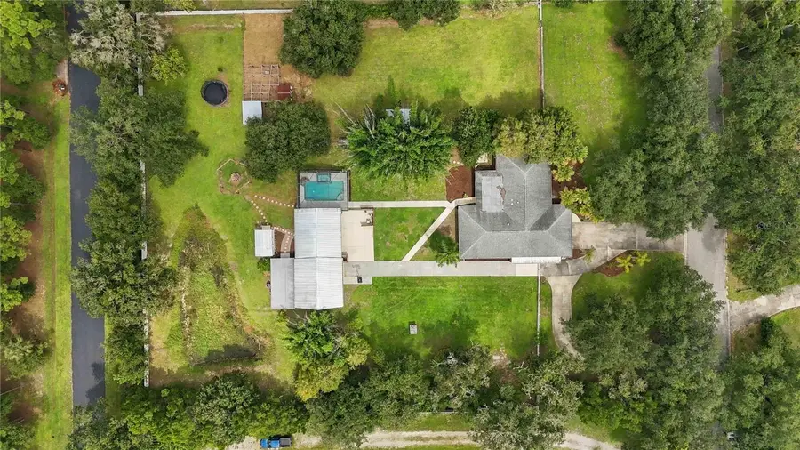 7402 Castle Drive, Sarasota, FL 34240 - #3
