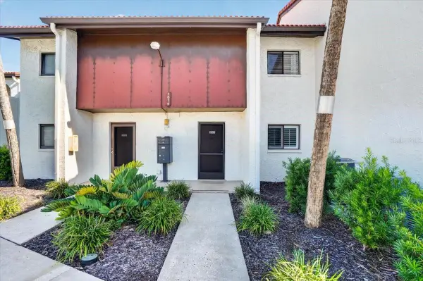 1614 Stickney Point Road #1614-1, SARASOTA, FL 34231