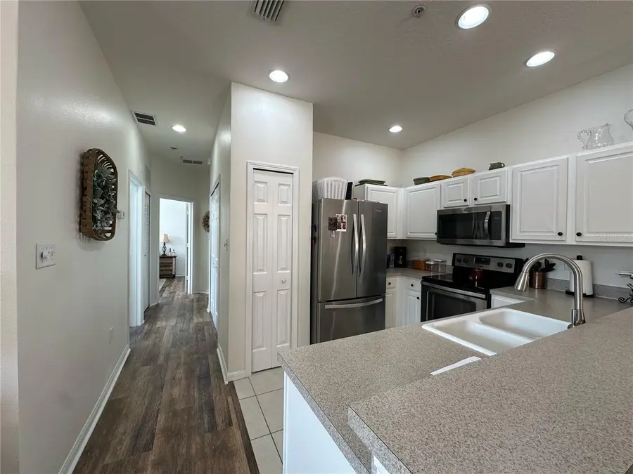 3815 Parkridge Circle #2-203, Sarasota, FL 34243 - #2