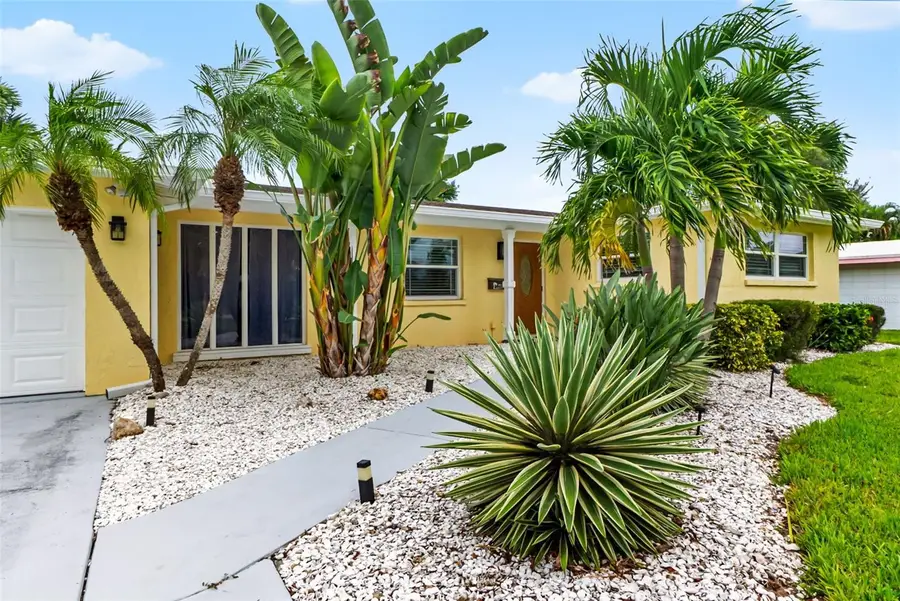 912 Church Street, Venice, FL 34285 - #2