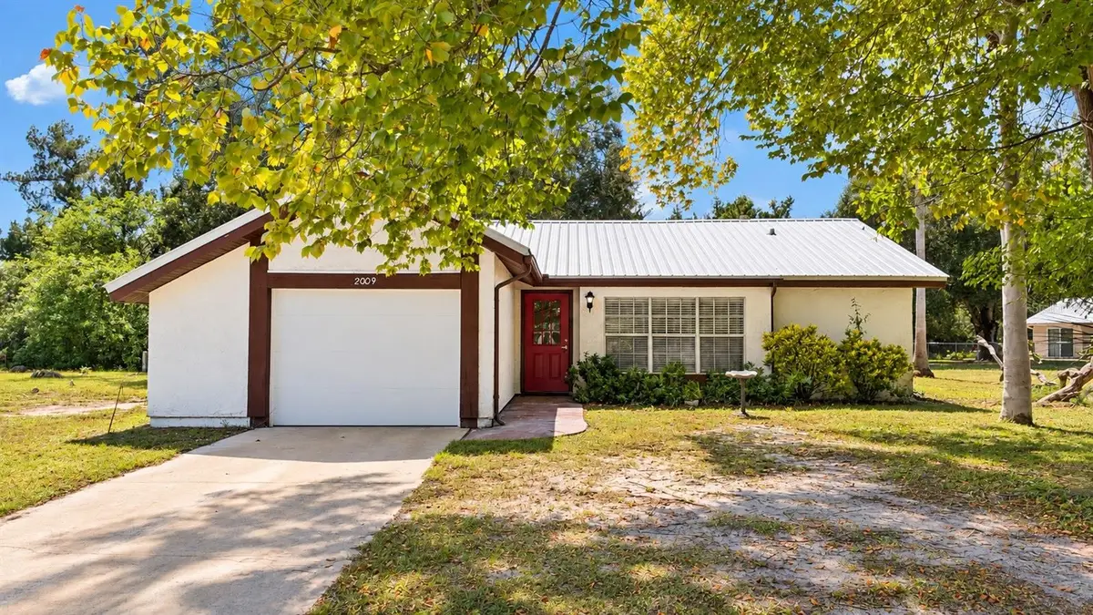 2009 Mariner Court, Labelle, FL 33935 - #1