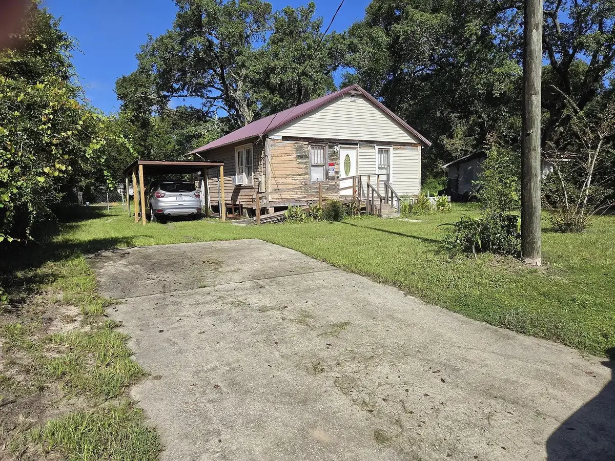1201 Lownde Avenue, Pensacola, FL 32507 - #1
