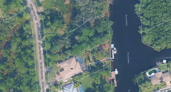1095 SW Blue Water Way, STUART, FL 34997