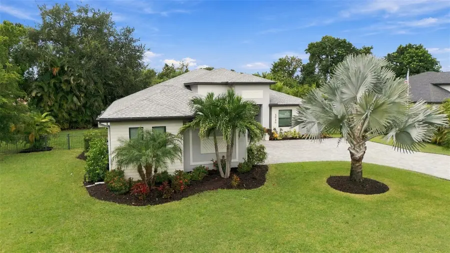 3946 Country View Drive, Sarasota, FL 34233 - #2
