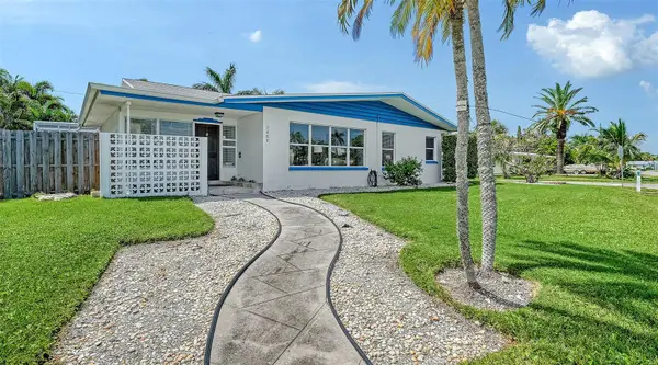 7406 Marina Drive #A and B, HOLMES BEACH, FL 34217