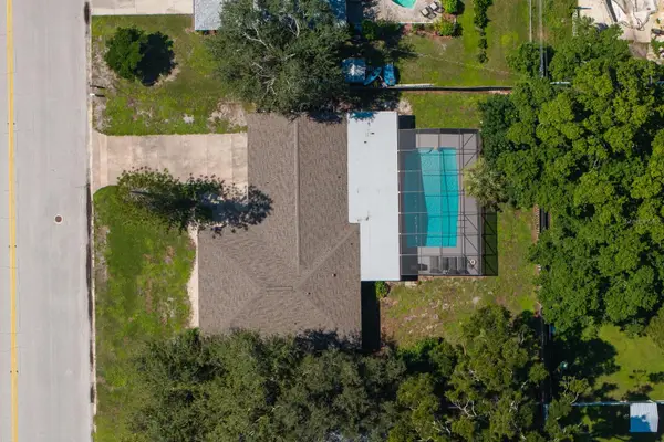5706 8th Avenue Drive W, BRADENTON, FL 34209