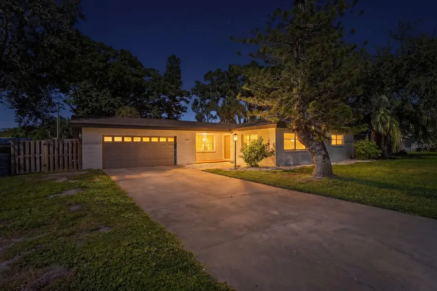 5706 8th Avenue Drive W, Bradenton, FL 34209 - #2
