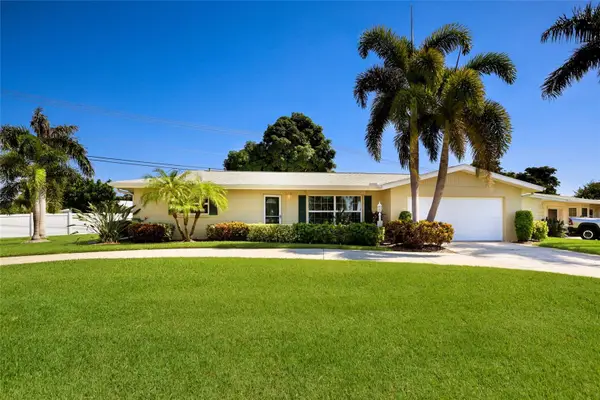 3003 Gulf Gate Drive, SARASOTA, FL 34231