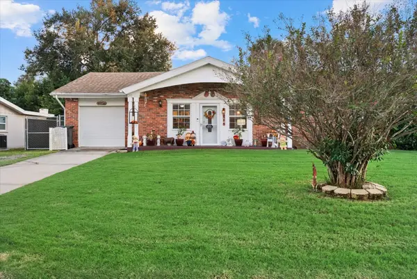 2212 Clark Avenue, BRADENTON, FL 34207