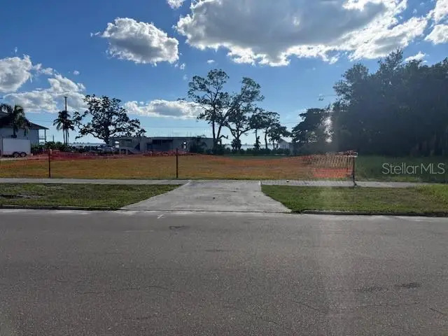 7510 Westmoreland Drive, Sarasota, FL 34243 - #2
