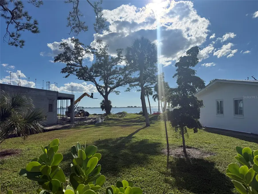 7510 Westmoreland Drive, Sarasota, FL 34243 - #3