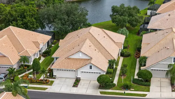 6937 Woodmore Terrace, LAKEWOOD RANCH, FL 34202