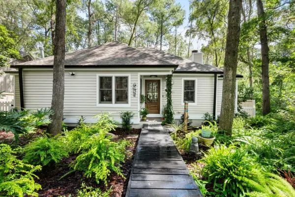 4623 SW 83rd Drive, GAINESVILLE, FL 32608