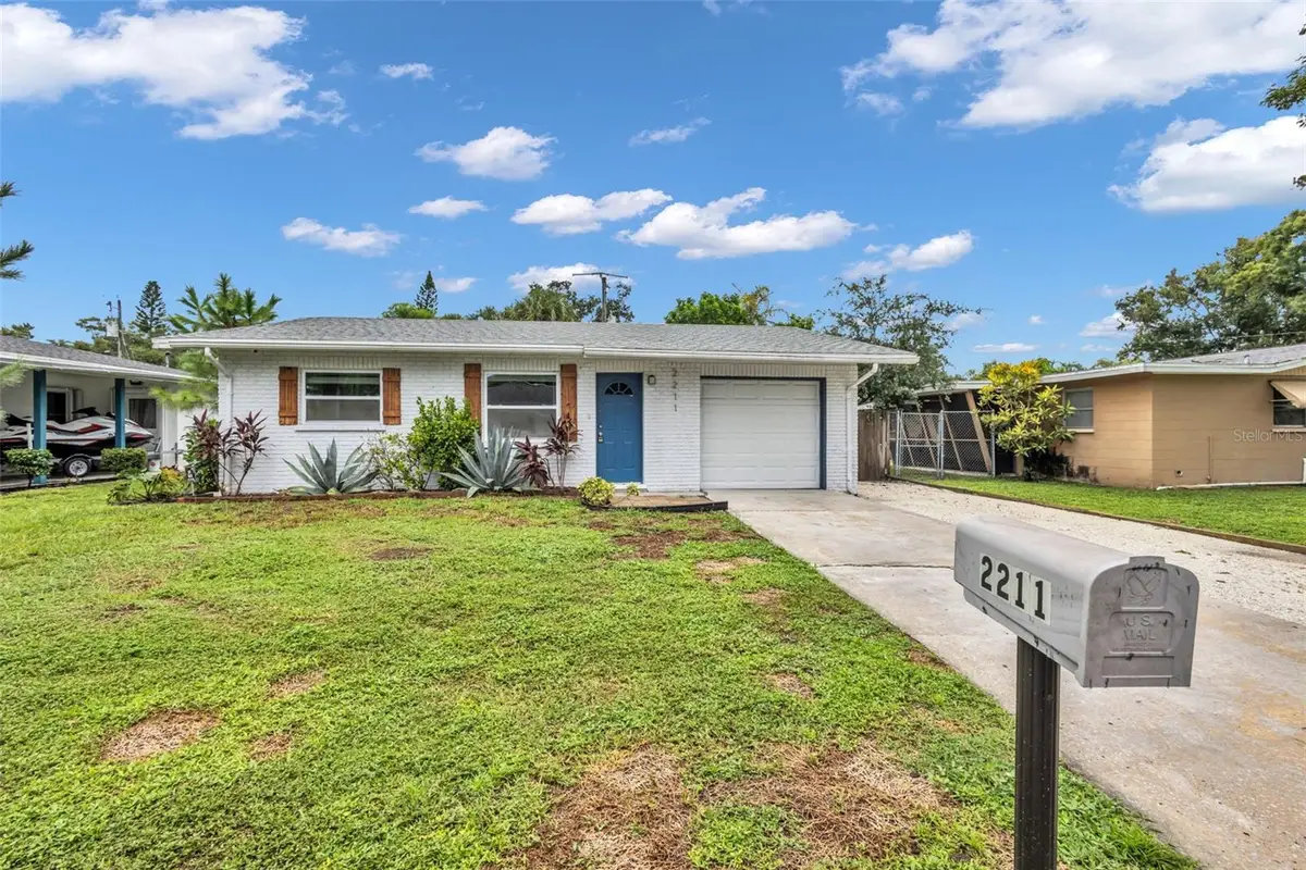 2211 21st Street W, Bradenton, FL 34205 - #1