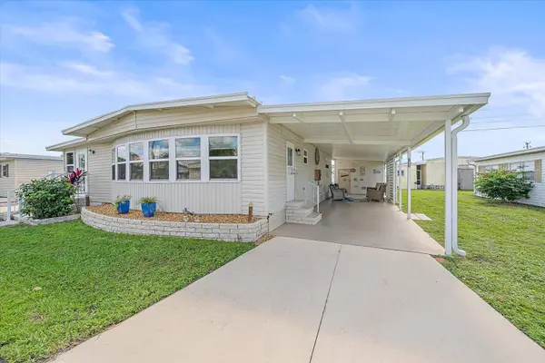 102 Del Rio Drive, PALMETTO, FL 34221