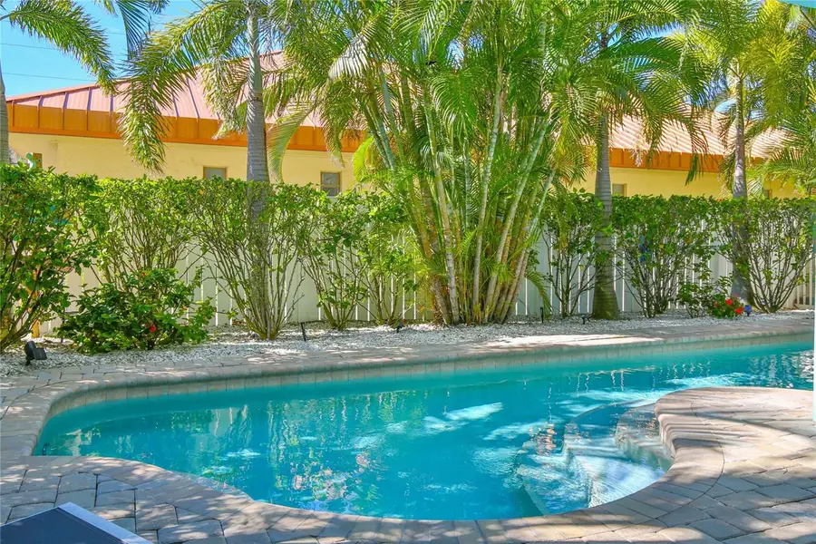 2506 Avenue C #B, Bradenton Beach, FL 34217 - #2