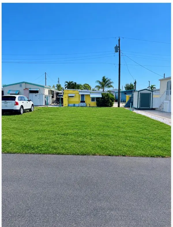 10315 CORTEZ RD W, #8-5TH 5th Street, BRADENTON, FL 34210