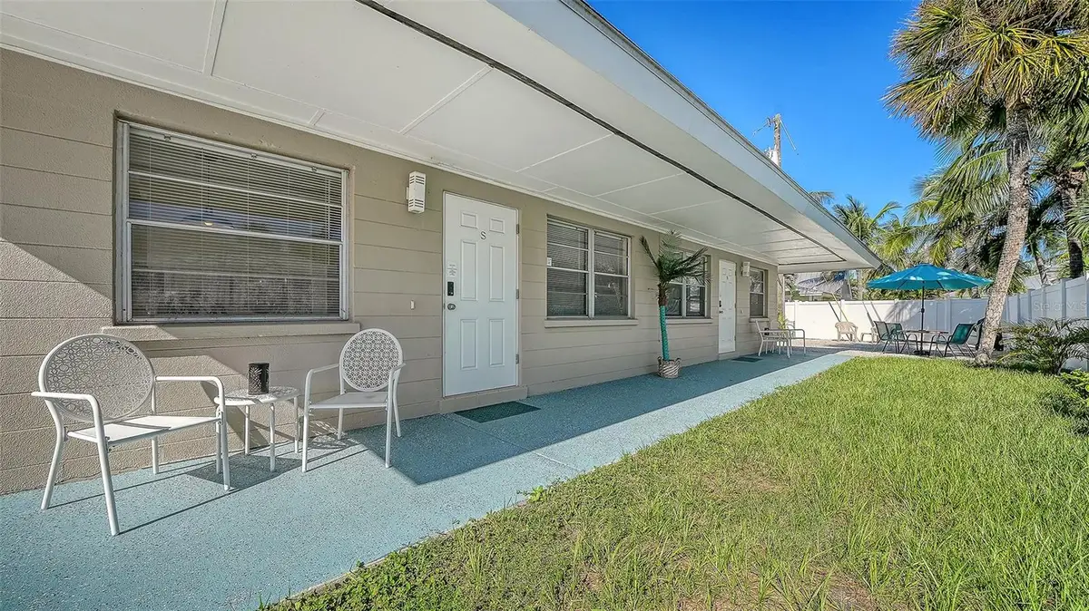 212 66th Street, Holmes Beach, FL 34217 - #1