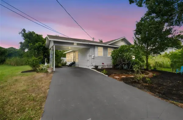 2115 55th Avenue E, BRADENTON, FL 34203