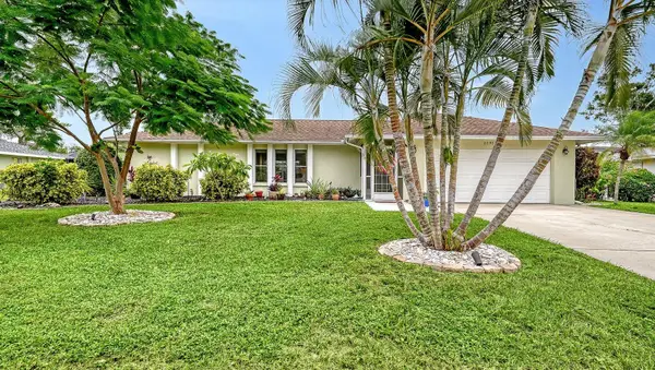 2295 Pine View Circle, SARASOTA, FL 34231