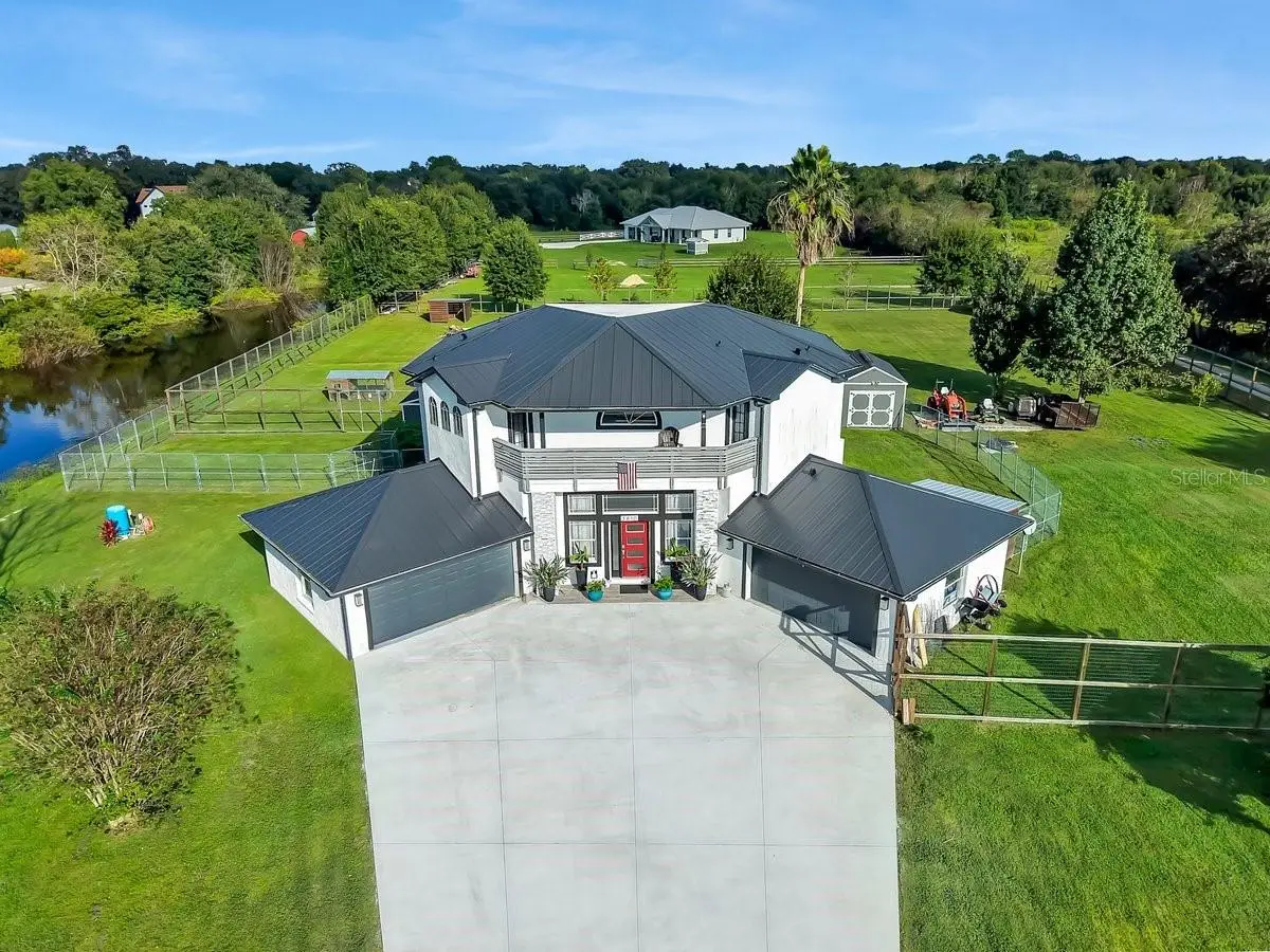 3810 Barton Country Trail, Plant City, FL 33565 - #1
