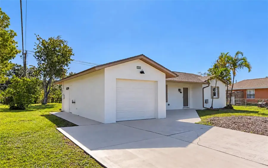 102 Sandhurst Drive, Venice, FL 34293 - #2