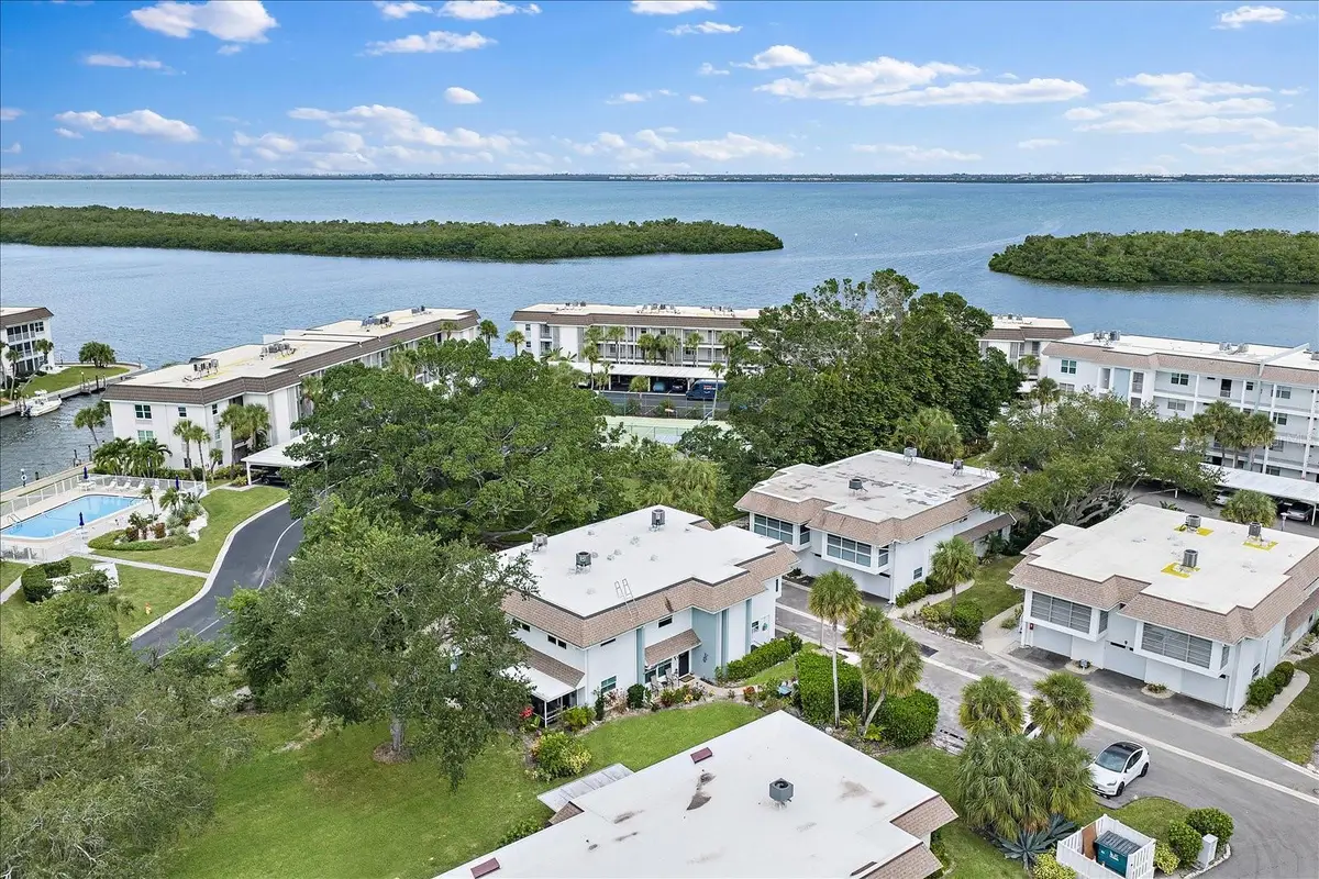 575 Sutton Place, Longboat Key, FL 34228 - #1