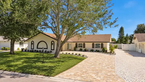 915 60th Street W, BRADENTON, FL 34209