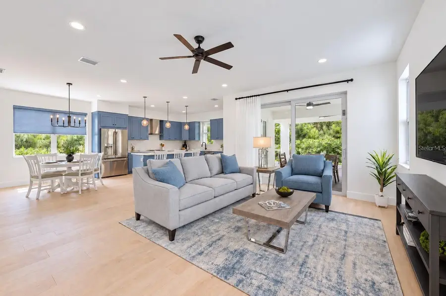 1647 Siesta Drive, Sarasota, FL 34239 - #3