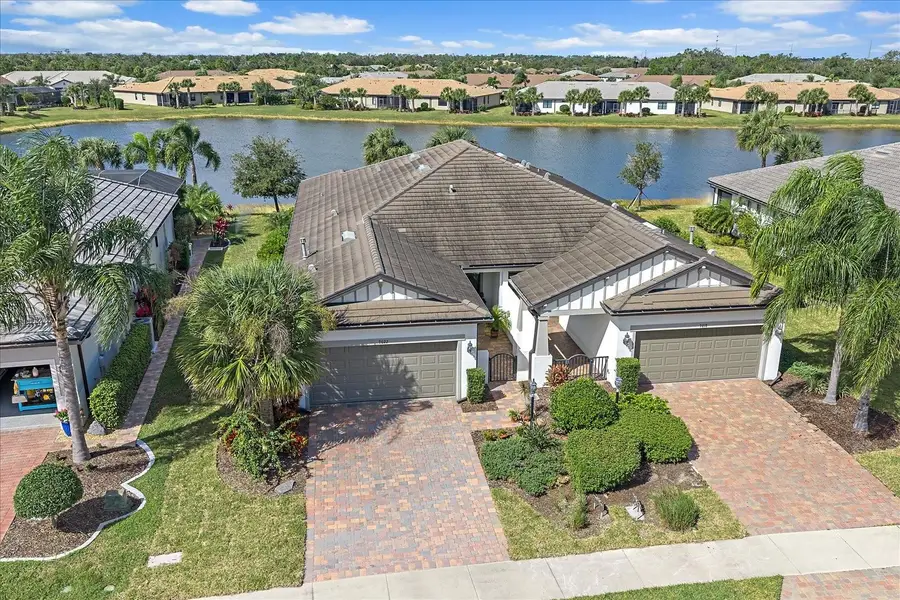 7022 Holbrook Cove, Lakewood Ranch, FL 34202 - #2