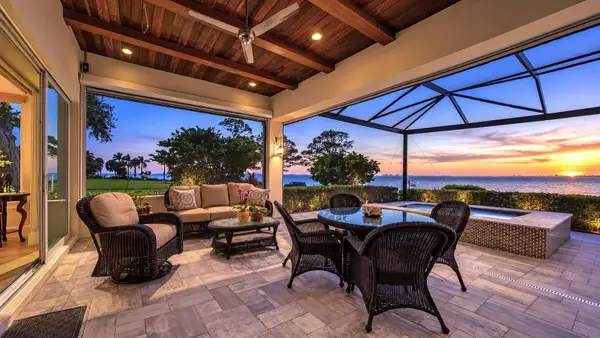 7927 Longbay Boulevard, SARASOTA, FL 34243