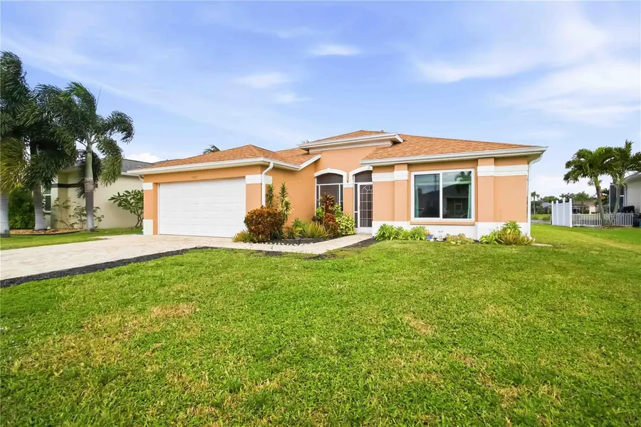5207 52nd Avenue W, Bradenton, FL 34210 - #3
