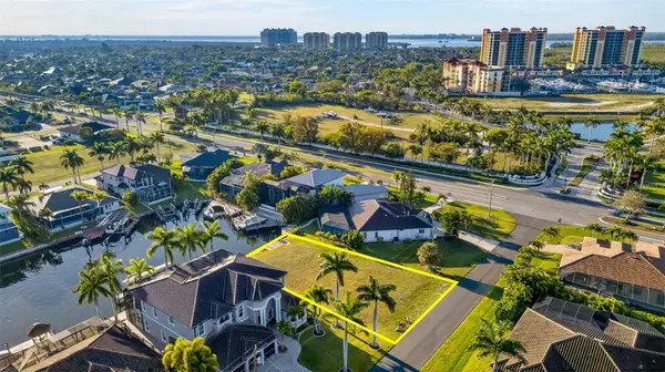 5423 SW 17th Avenue, CAPE CORAL, FL 33914