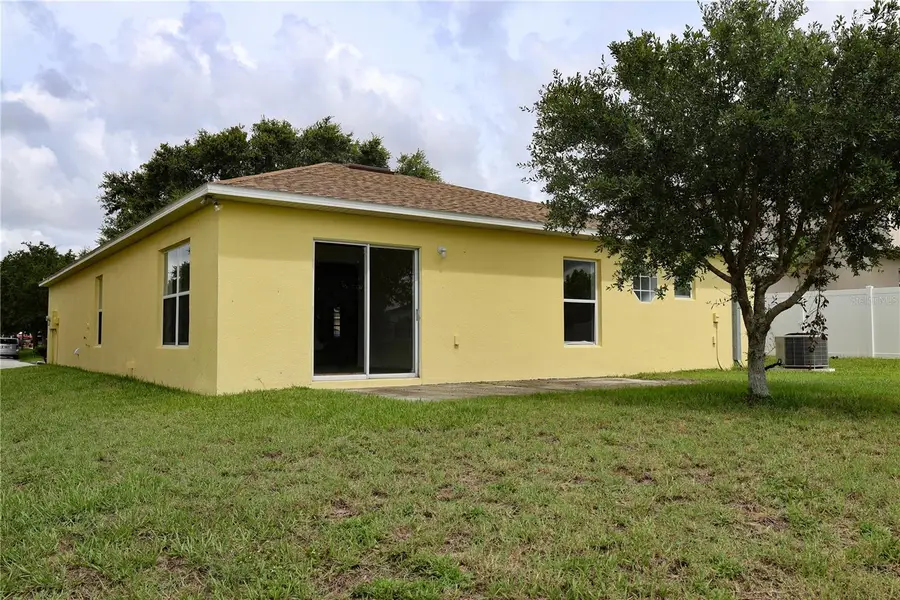 562 Stonewall Avenue, Haines City, FL 33844 - Image #3