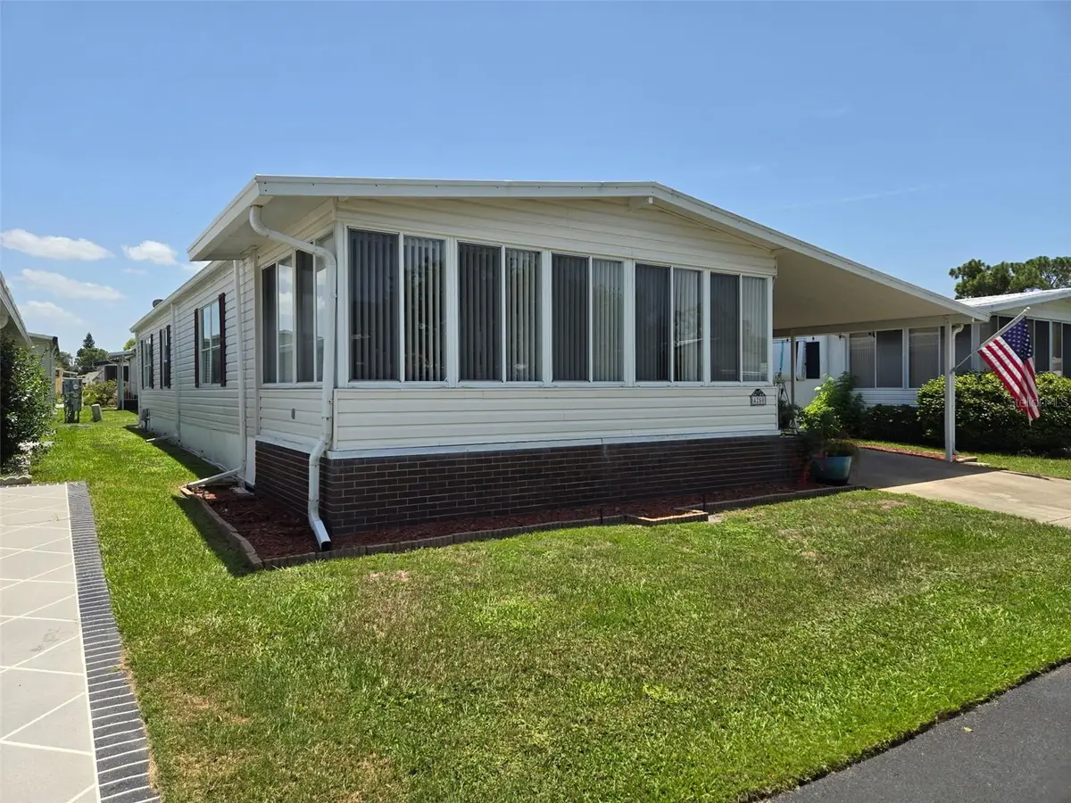 4250 Cedarwood Street, Winter Haven, FL 33880 - Image #1