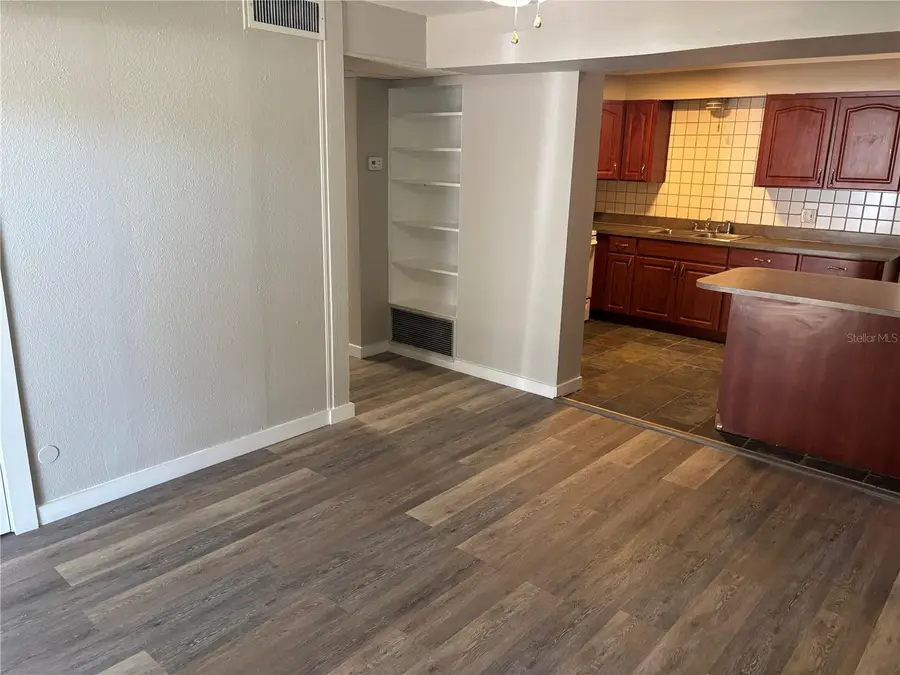 255 W Valencia Drive, Bartow, FL 33830 - #3